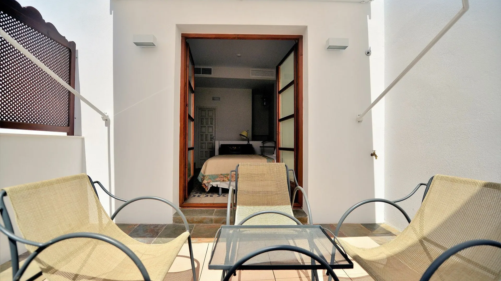 Apartasuites Alberca Córdova Espanha
