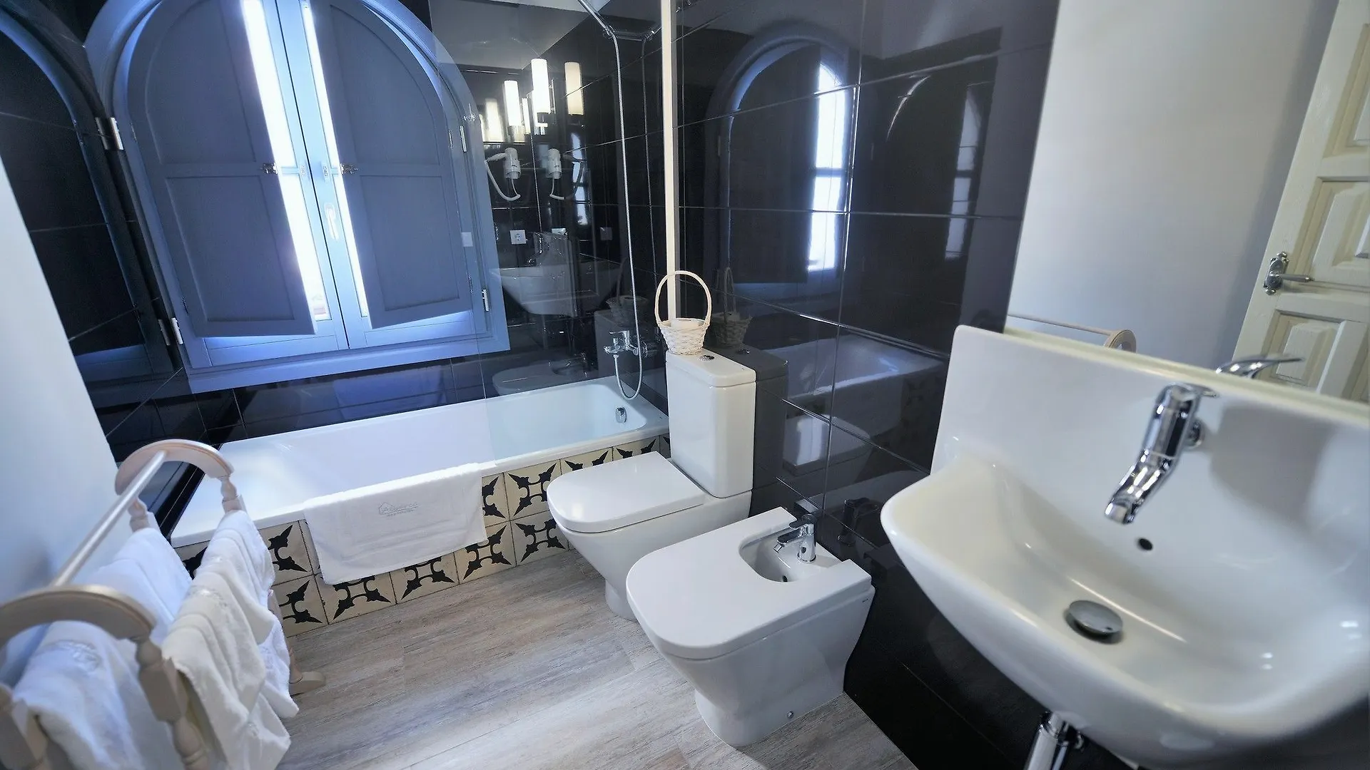 Apartasuites Alberca Córdova Espanha